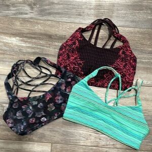 Lululemon sports bra lot size 4